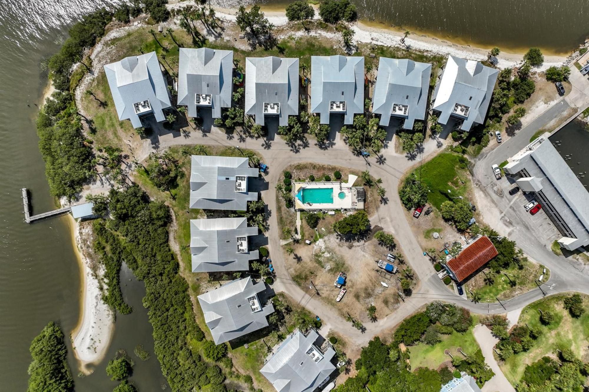 Beachfront Retreat With Pool Access! * Cedar Key