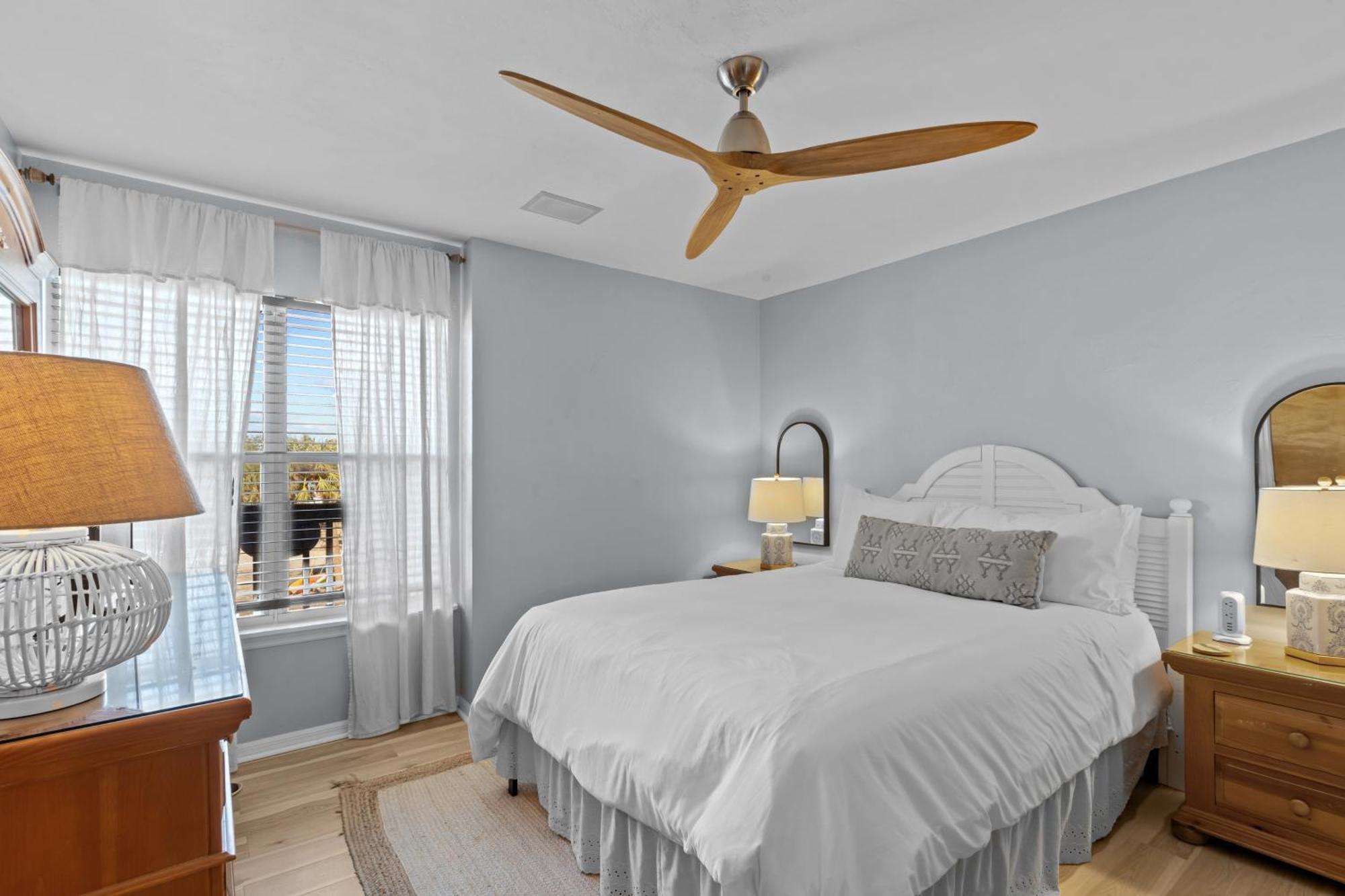 Beachfront Retreat With Pool Access! Appartement Cedar Key