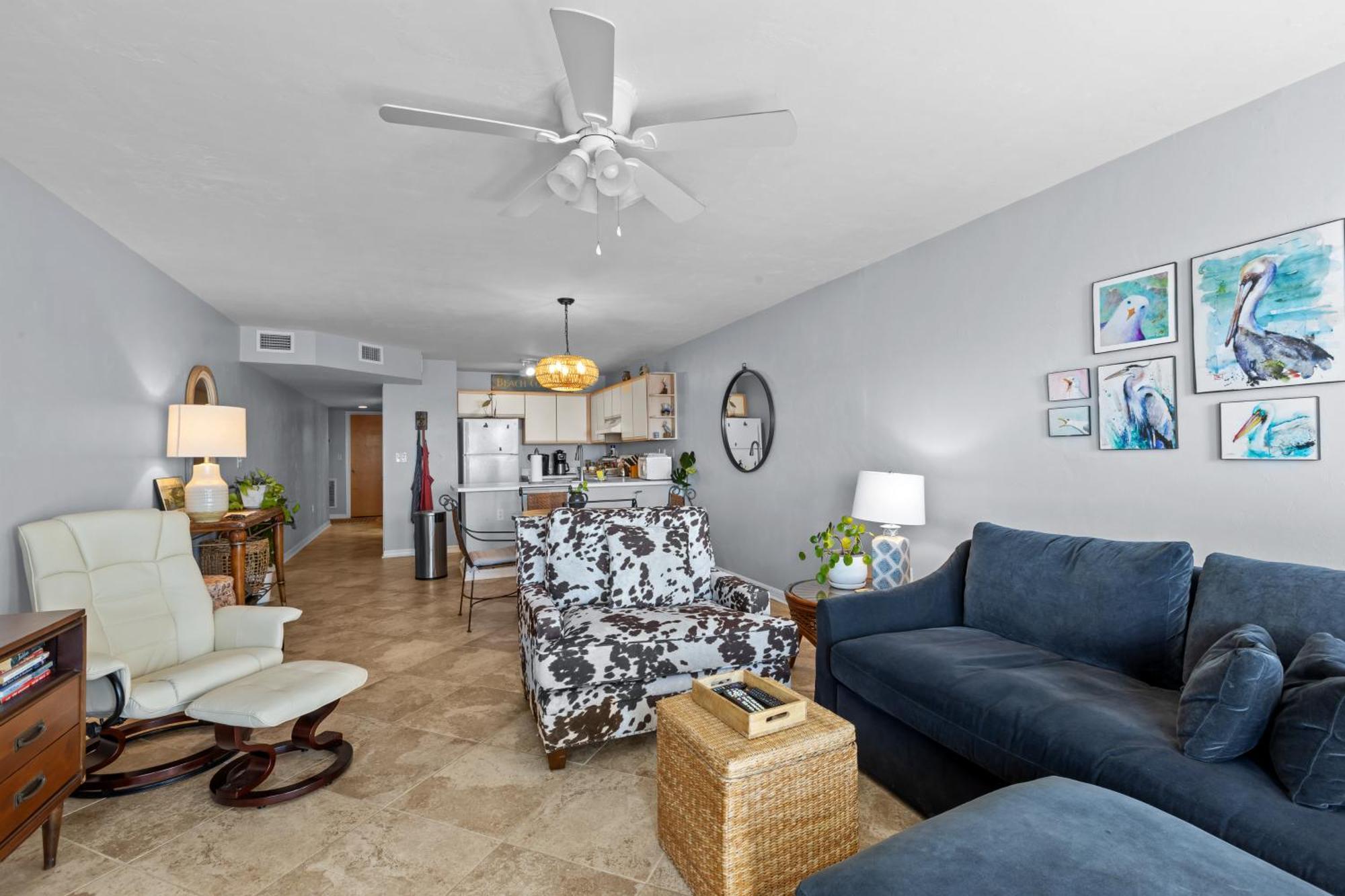 Appartement Beachfront Retreat With Pool Access!