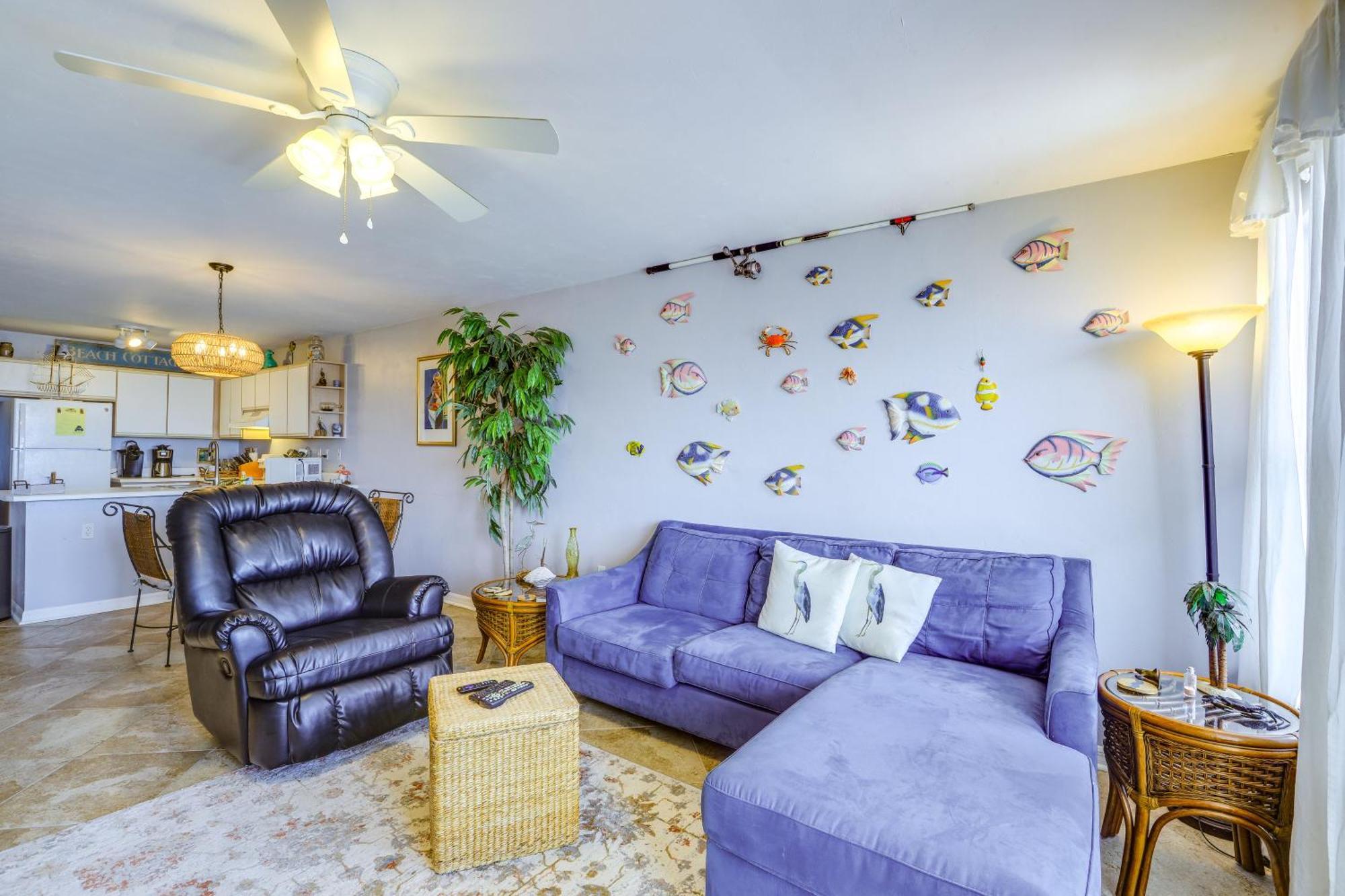 Beachfront Retreat With Pool Access! Cedar Key
